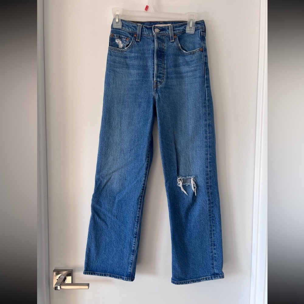 NWOT Levi’s Ribcage straight Jeans
